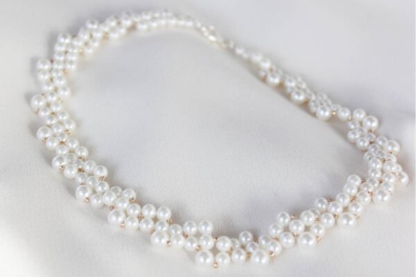 Lustrous Grace - Image 2