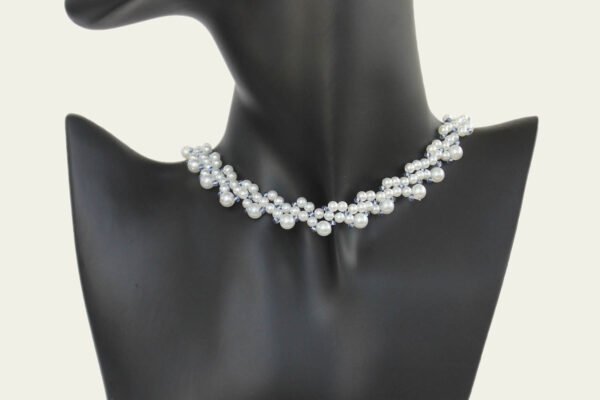 Lustrous Grace - Image 3